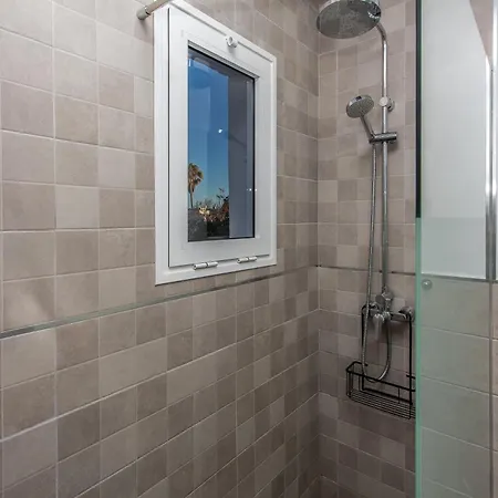 Mayan アパート *